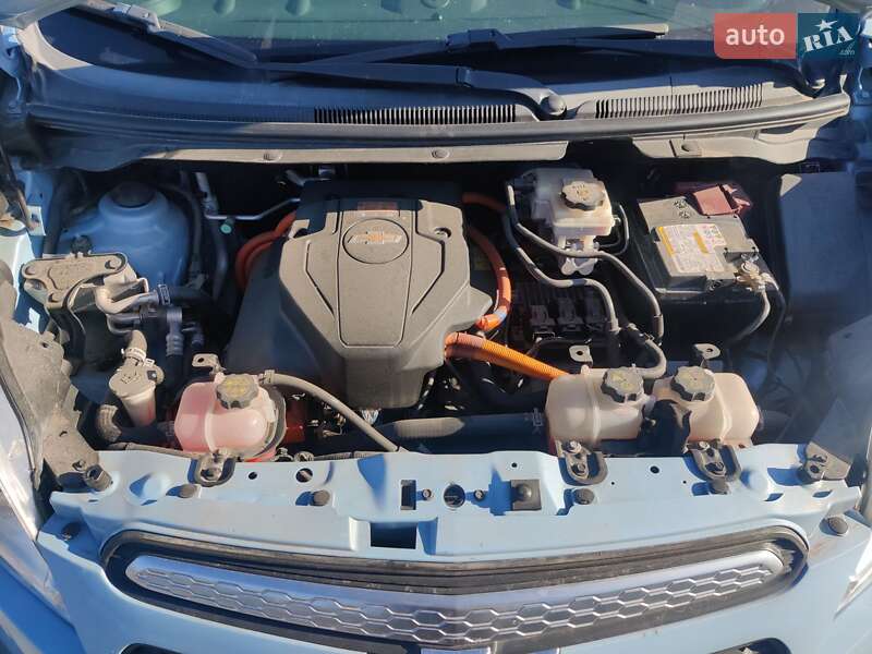 Хетчбек Chevrolet Spark EV 2014 в Білій Церкві