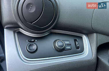 Хетчбек Chevrolet Spark EV 2016 в 