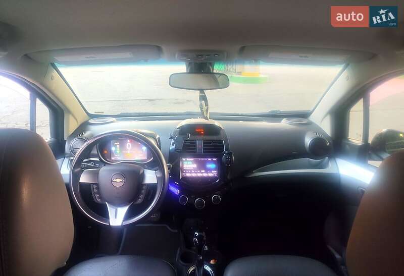 Хетчбек Chevrolet Spark EV 2015 в Харкові