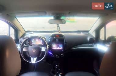 Хетчбек Chevrolet Spark EV 2015 в 
