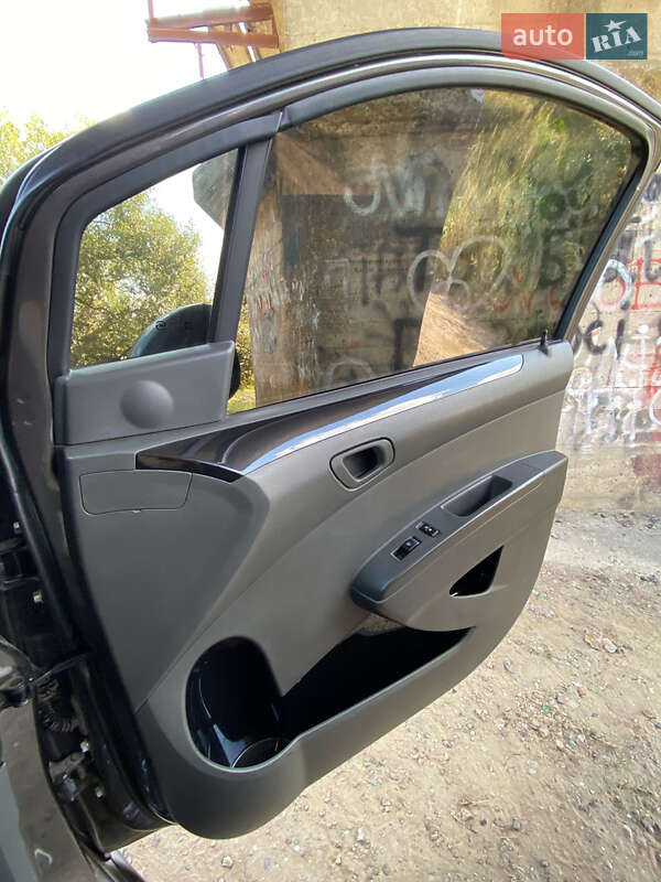 Хетчбек Chevrolet Spark EV 2013 в Вінниці фото 39 Хетчбек Chevrolet Spark EV 2013 в Вінниці