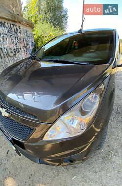 Хетчбек Chevrolet Spark EV 2013 в 