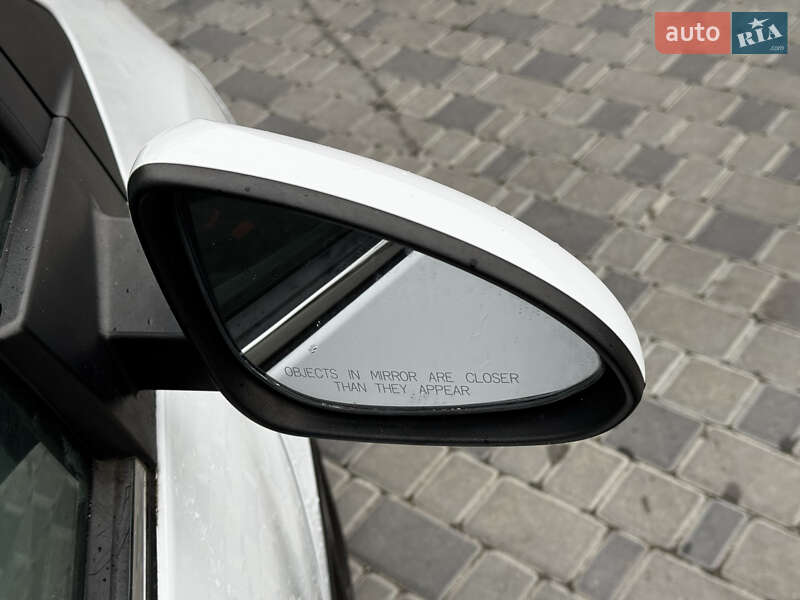 Хетчбек Chevrolet Spark EV 2013 в Кропивницькому