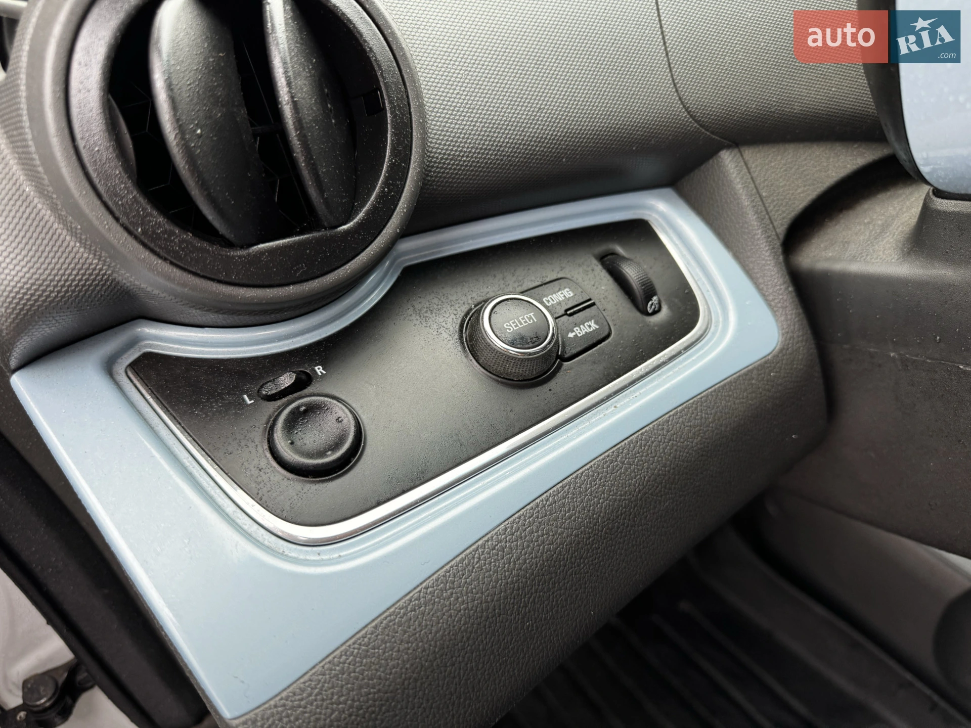 2013 Chevrolet Spark - мініатюра 34