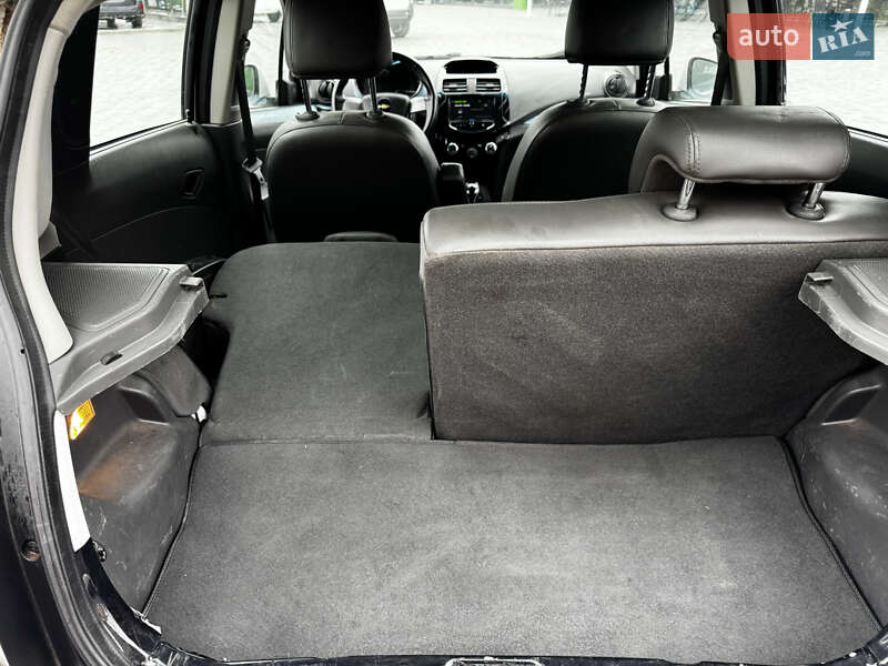 Хетчбек Chevrolet Spark EV 2013 в Кропивницькому