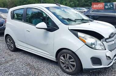 Хэтчбек Chevrolet Spark EV 2016 в Городке