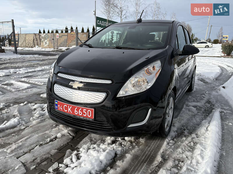 Хетчбек Chevrolet Spark EV 2015 в Трускавці