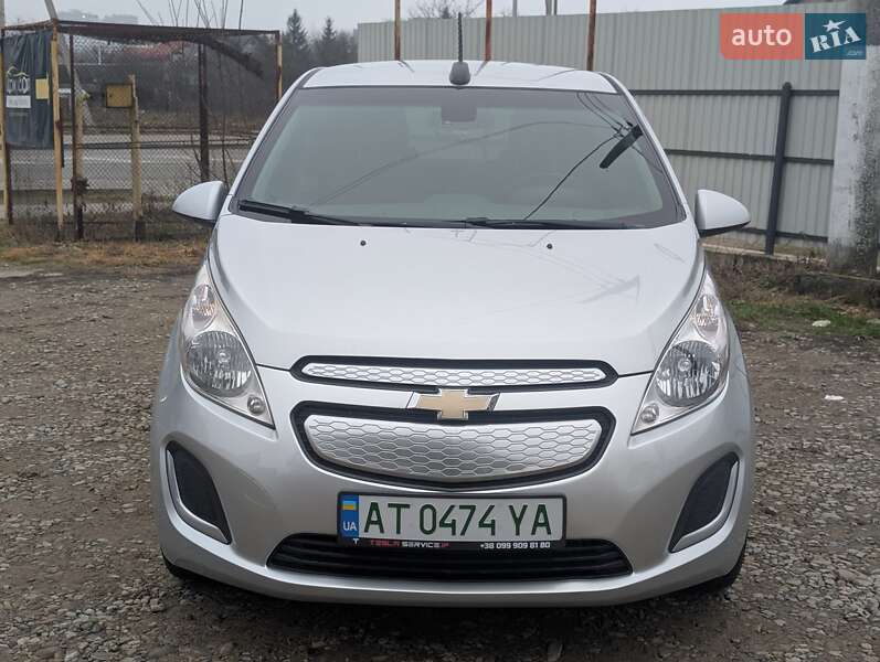 Хэтчбек Chevrolet Spark EV 2015 в Ивано-Франковске фото 3 Хэтчбек Chevrolet Spark EV 2015 в Ивано-Франковске