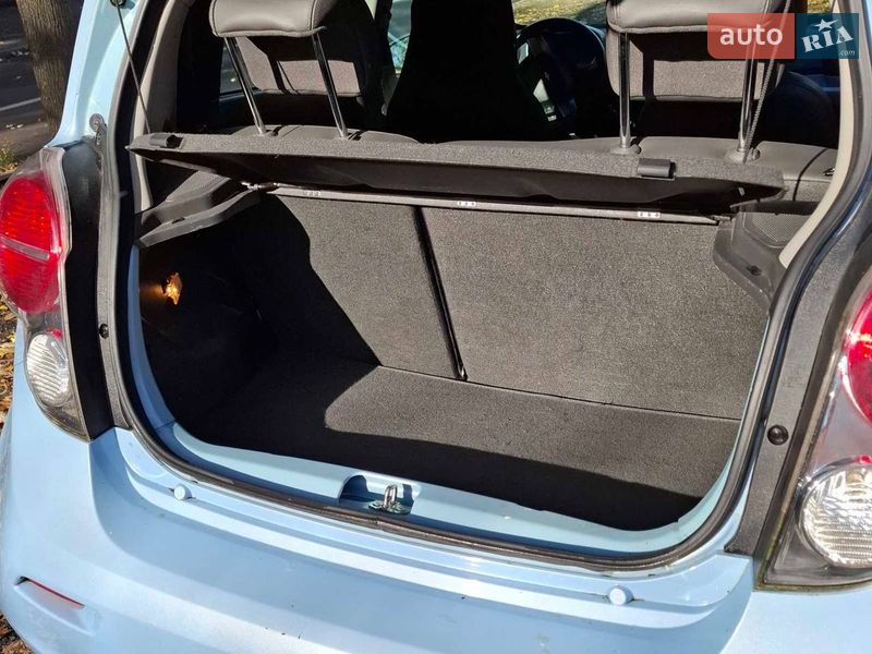 Хэтчбек Chevrolet Spark EV 2013 в Киеве фото 15 Хэтчбек Chevrolet Spark EV 2013 в Киеве