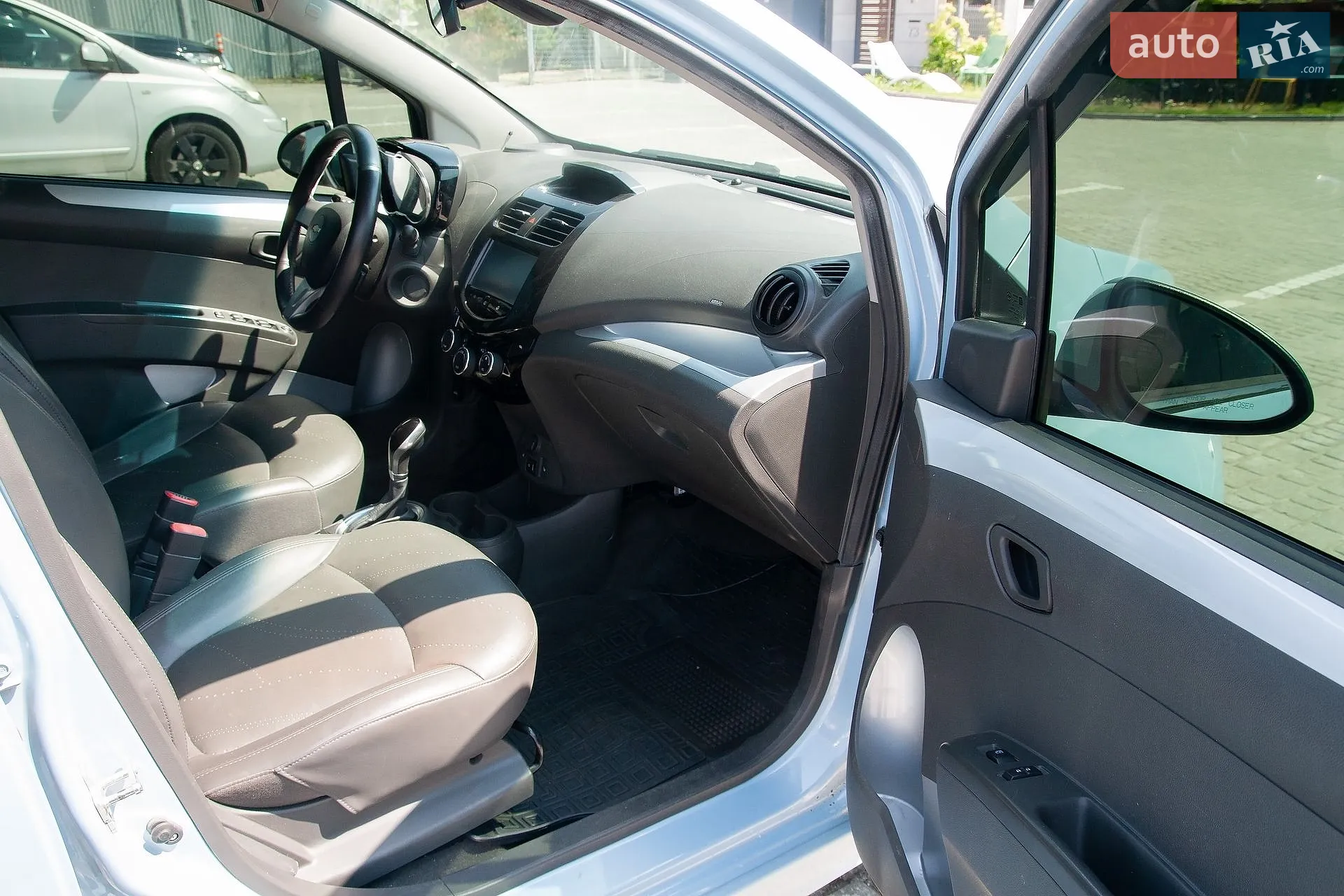 2015 Chevrolet Spark - мініатюра 11