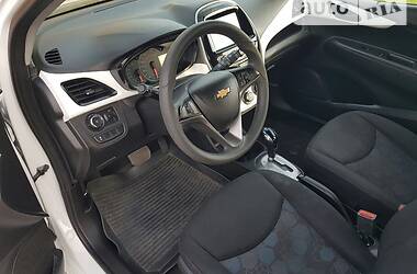 Хэтчбек Chevrolet Spark 2016 в Волновахе