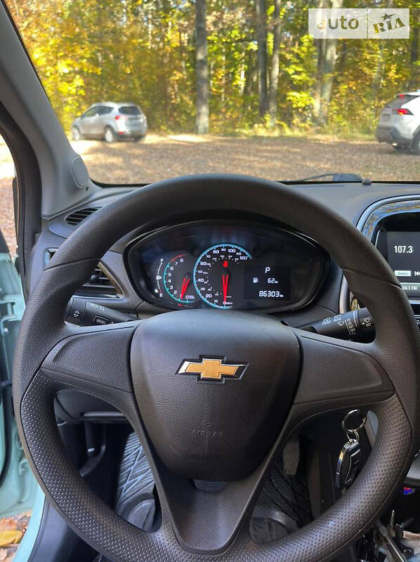 Хэтчбек Chevrolet Spark 2017 в Житомире