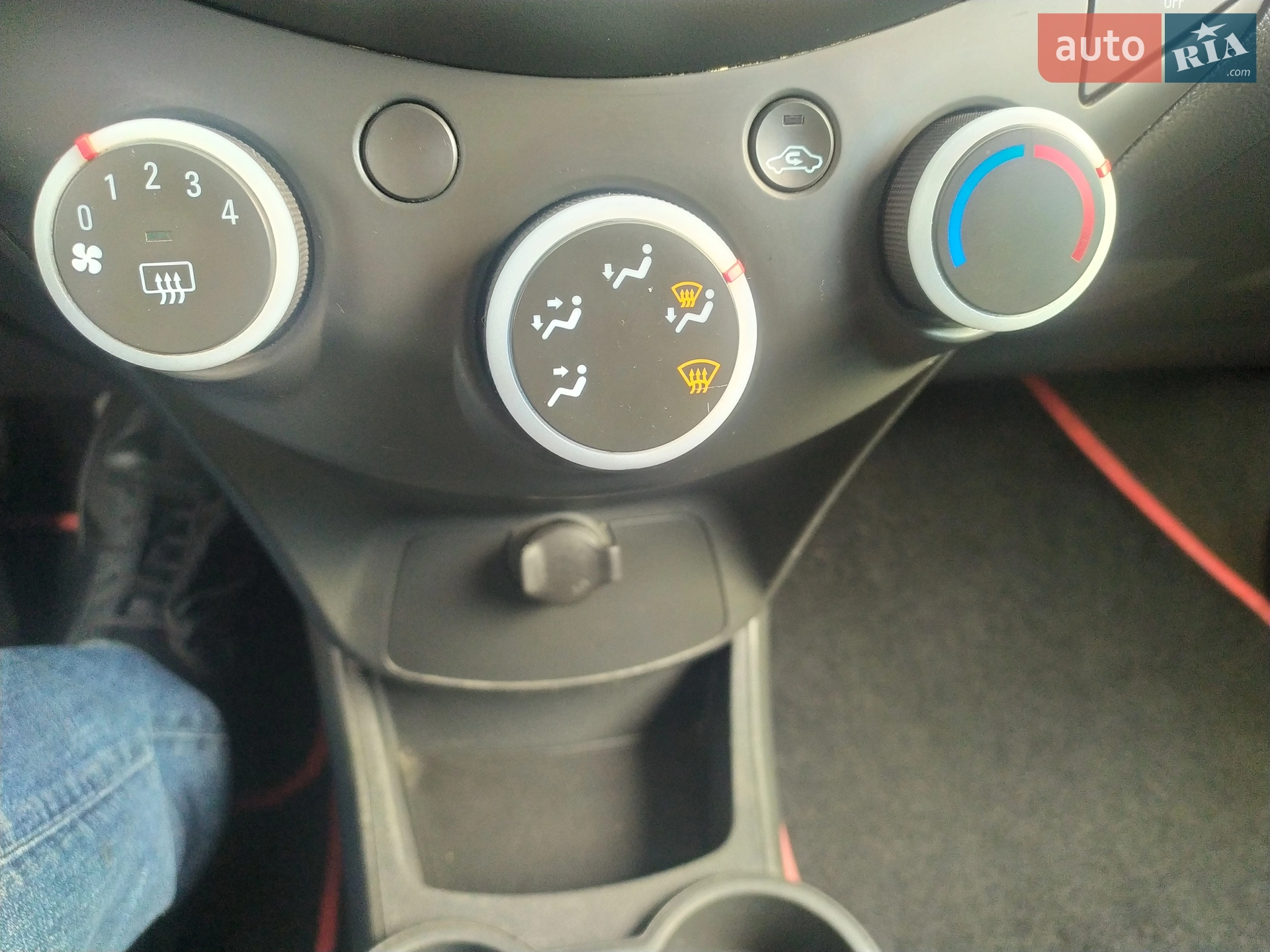 2014 Chevrolet Spark - мініатюра 26