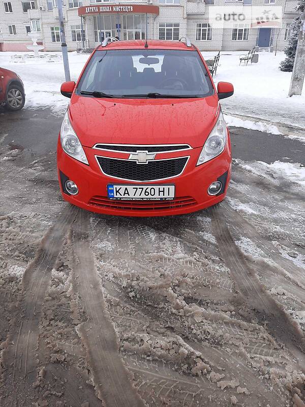 Хэтчбек Chevrolet Spark 2012 в Василькове