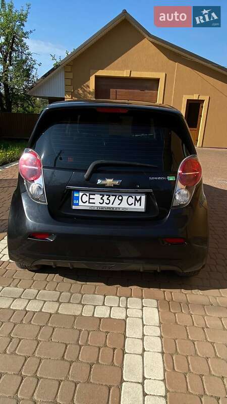 Хэтчбек Chevrolet Spark 2014 в Черновцах