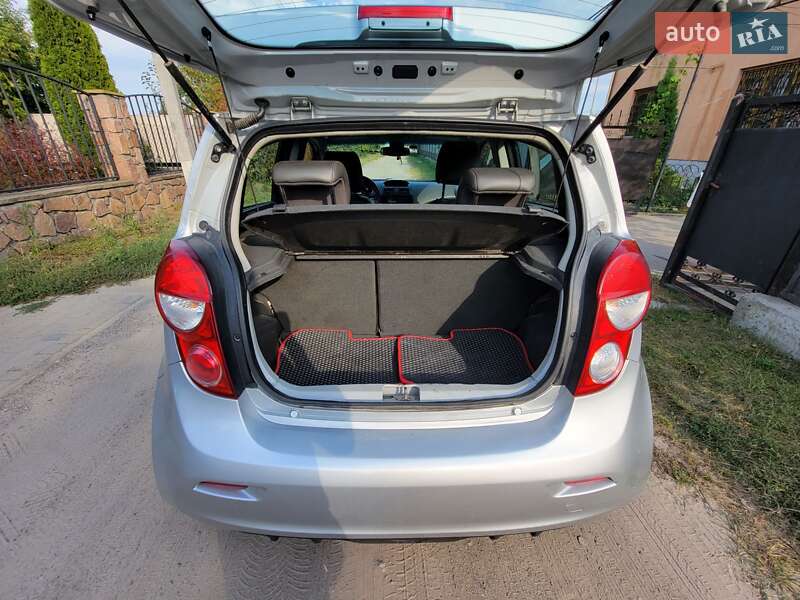 Хэтчбек Chevrolet Spark 2015 в Кременчуге фото 9 Хэтчбек Chevrolet Spark 2015 в Кременчуге