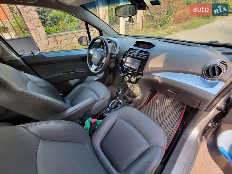 Хэтчбек Chevrolet Spark 2015 в Кременчуге фото 16 Хэтчбек Chevrolet Spark 2015 в Кременчуге