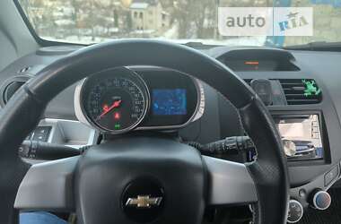 Хэтчбек Chevrolet Spark 2014 в Харькове