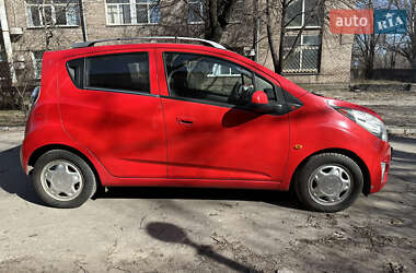 Хэтчбек Chevrolet Spark 2010 в Запорожье