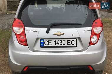 Хетчбек Chevrolet Spark 2013 в Чернівцях