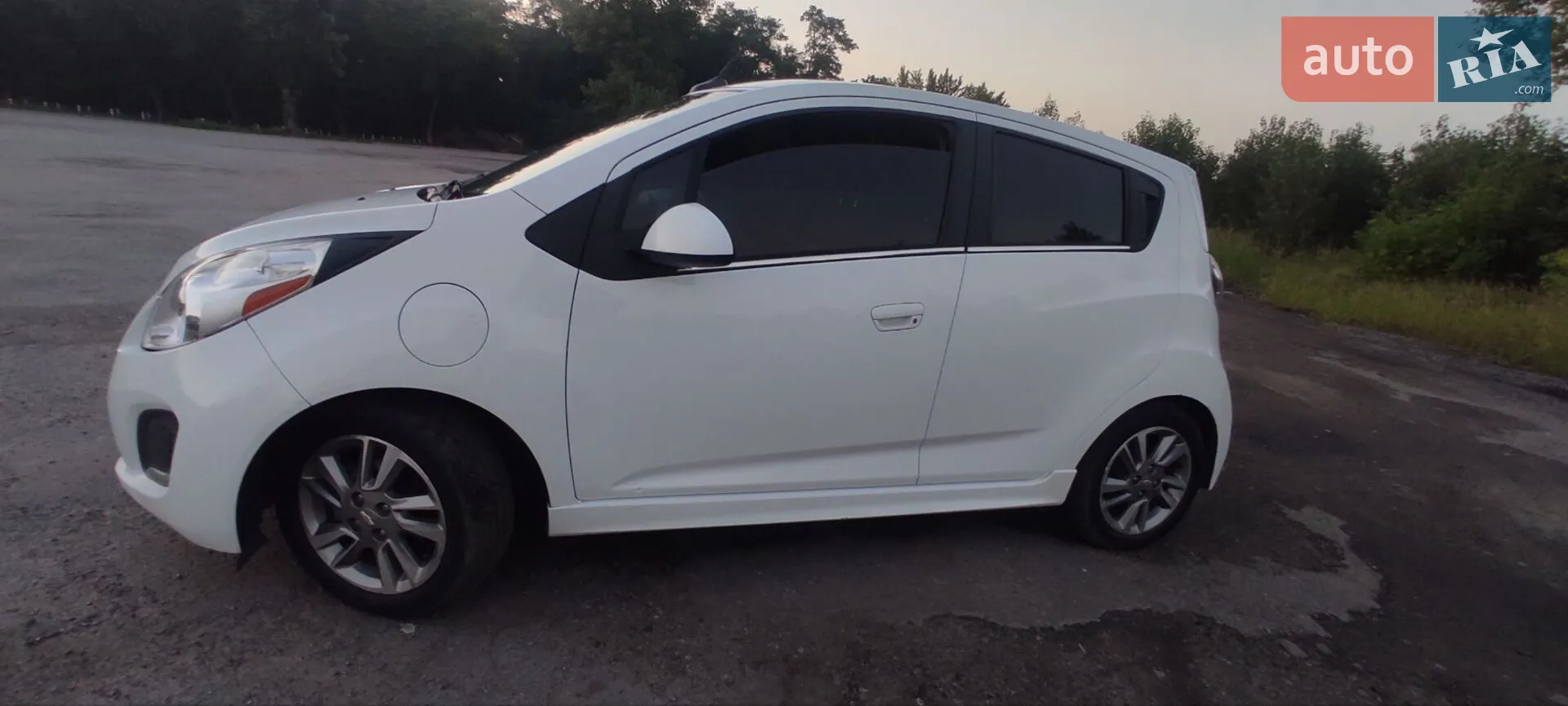 2014 Chevrolet Spark - мініатюра 13