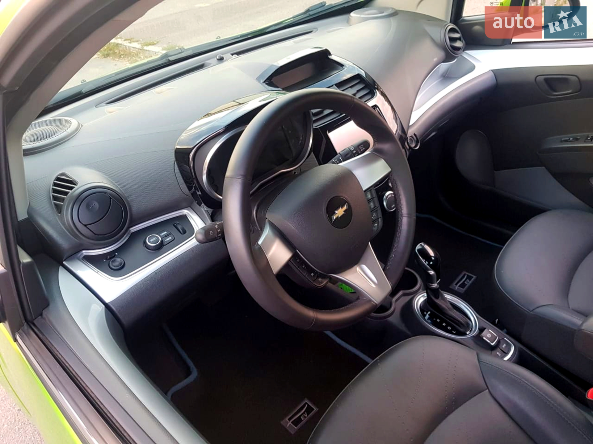 2015 Chevrolet Spark - мініатюра 2