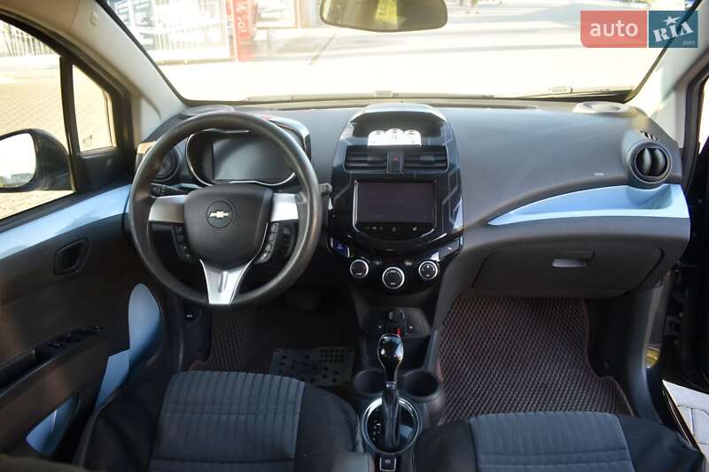Хэтчбек Chevrolet Spark 2016 в Виннице фото 5 Хэтчбек Chevrolet Spark 2016 в Виннице