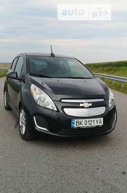 Хэтчбек Chevrolet Spark 2015 в Ровно