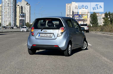 Хэтчбек Chevrolet Spark 2010 в Киеве