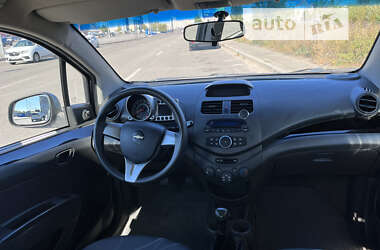 Хэтчбек Chevrolet Spark 2010 в Киеве