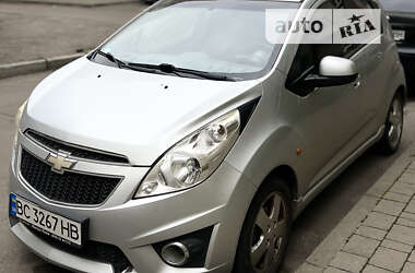 Хэтчбек Chevrolet Spark 2011 в Львове