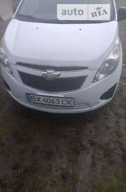 Хетчбек Chevrolet Spark 2010 в Підволочиську