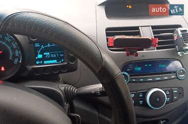 Хетчбек Chevrolet Spark 2012 в 