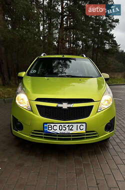 Хетчбек Chevrolet Spark 2010 в Яворові