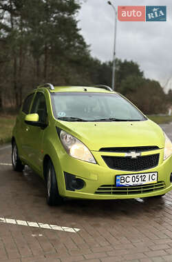 Хетчбек Chevrolet Spark 2010 в Яворові