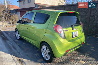 Хетчбек Chevrolet Spark 2015 в Одесі