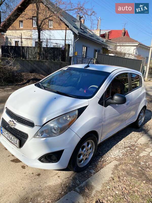 Хэтчбек Chevrolet Spark 2013 в Ивано-Франковске фото 3 Хэтчбек Chevrolet Spark 2013 в Ивано-Франковске