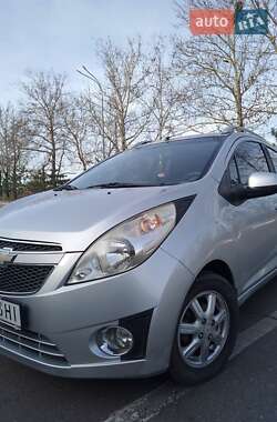 Хэтчбек Chevrolet Spark 2012 в Николаеве