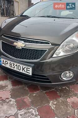 Хэтчбек Chevrolet Spark 2012 в 