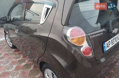 Хэтчбек Chevrolet Spark 2012 в 