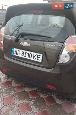 Хэтчбек Chevrolet Spark 2012 в 