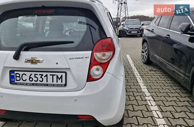 Хэтчбек Chevrolet Spark 2021 в 