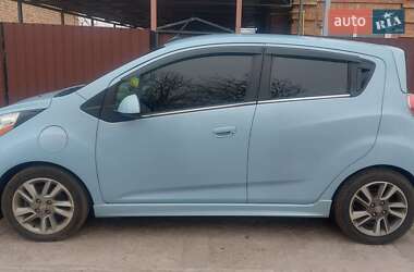 Хэтчбек Chevrolet Spark 2013 в 