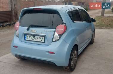 Хэтчбек Chevrolet Spark 2013 в 