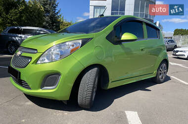 Хэтчбек Chevrolet Spark 2014 в 