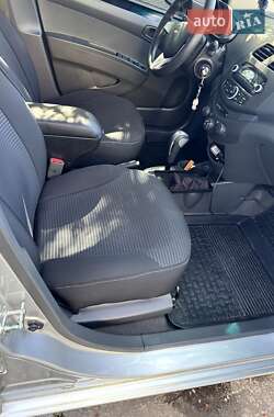Хэтчбек Chevrolet Spark 2021 в 