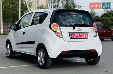 Хетчбек Chevrolet Spark 2012 в 