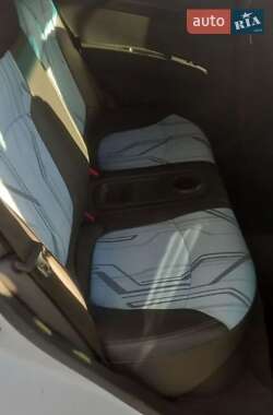 Хэтчбек Chevrolet Spark 2016 в 