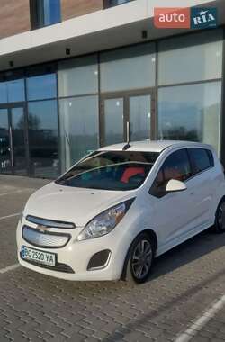 Хетчбек Chevrolet Spark 2016 в Львові