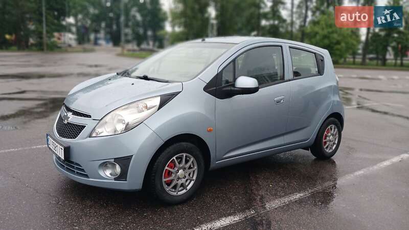 Хэтчбек Chevrolet Spark 2010 в Вишневом фото 2 Хэтчбек Chevrolet Spark 2010 в Вишневом